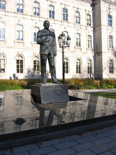 Statue de Maurice Duplessis à Québec